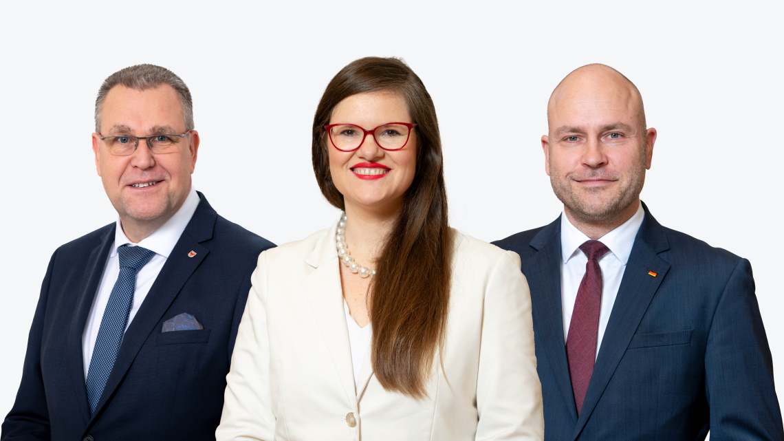 Die Vizepräsidenten des Landtages Brandenburg, (v. l. n. r.) Rainer Genilke, Dr. Jouleen Gruhn und Daniel Münschke.